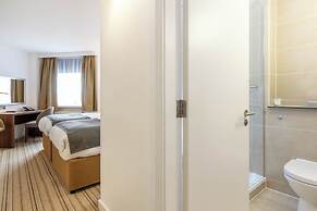 Garner Hotel Preston Samlesbury by IHG