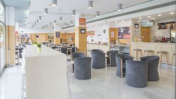 Holiday Inn Express Valencia - Bonaire by IHG