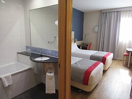 Holiday Inn Express Valencia - Bonaire by IHG