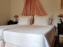 Lawrence's Hotel
