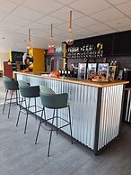 B&B HOTEL Mons Gare