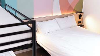 B&B HOTEL Mons Gare