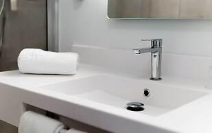 B&B HOTEL Mons Gare