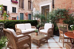 Hotel Dona Palace