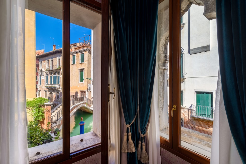 Hotel Dona Palace