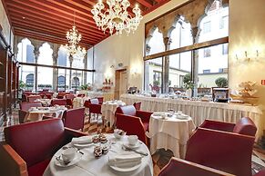 Hotel Dona Palace
