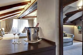 Hotel Dona Palace