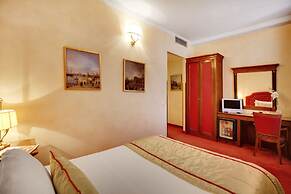 Hotel Dona Palace
