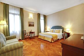Hotel Dona Palace