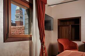 Hotel Dona Palace