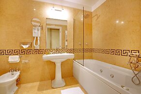 Hotel Dona Palace