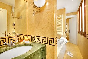 Hotel Dona Palace