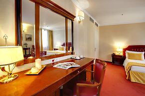 Hotel Dona Palace