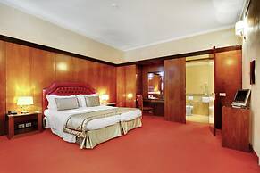 Hotel Dona Palace