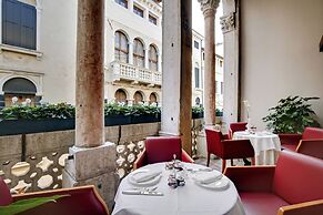 Hotel Dona Palace