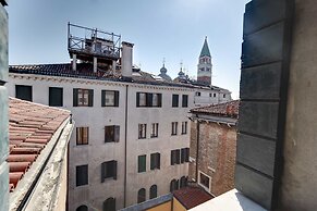 Hotel Dona Palace
