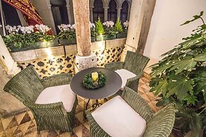 Hotel Dona Palace