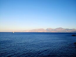 Faedra Beach Hotel