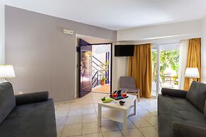 Faedra Beach Hotel