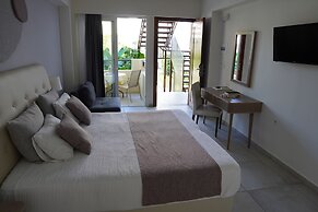 Faedra Beach Hotel