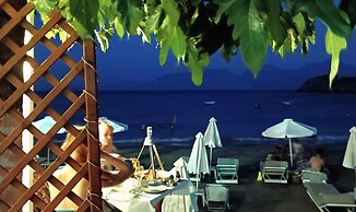 Faedra Beach Hotel