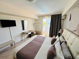 Faedra Beach Hotel
