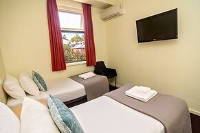 Miami Hotel Melbourne