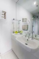 Miami Hotel Melbourne