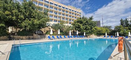 Navarria Hotel
