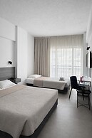 Navarria Hotel