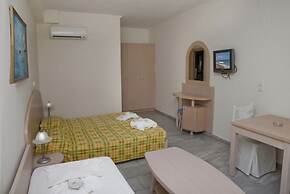 Jo-An Beach Hotel
