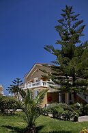 Jo-An Beach Hotel