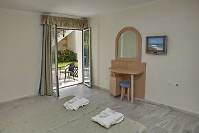 Jo-An Beach Hotel
