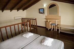 Jo-An Beach Hotel