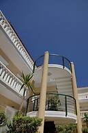 Jo-An Beach Hotel