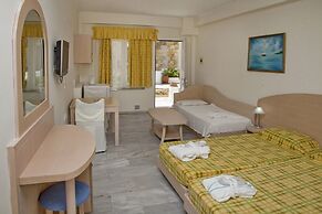 Jo-An Beach Hotel