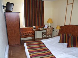 Logis Cottage Hotel Calais