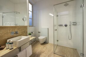 Hotel Golden Star