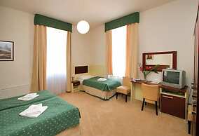 Hotel Atos