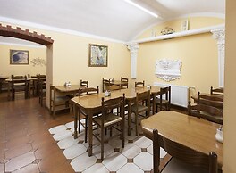 Hotel Atos