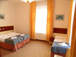 Hotel Atos