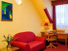 Cloister Inn