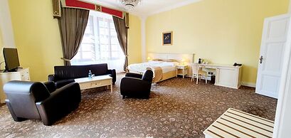Hotel Metamorphis
