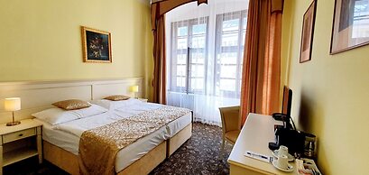 Hotel Metamorphis