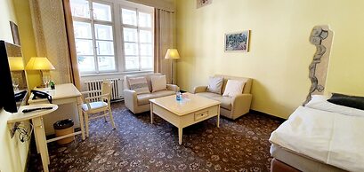 Hotel Metamorphis