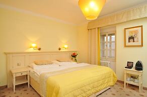 Hotel Metamorphis