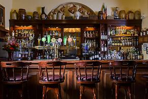 Dingle Benners Hotel