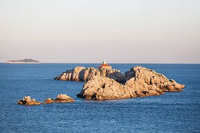 Dubrovnik Palace