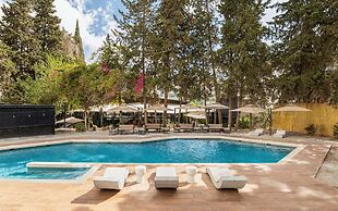 Golden Tulip El Mechtel