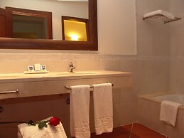 Puerto Antilla Grand Hotel